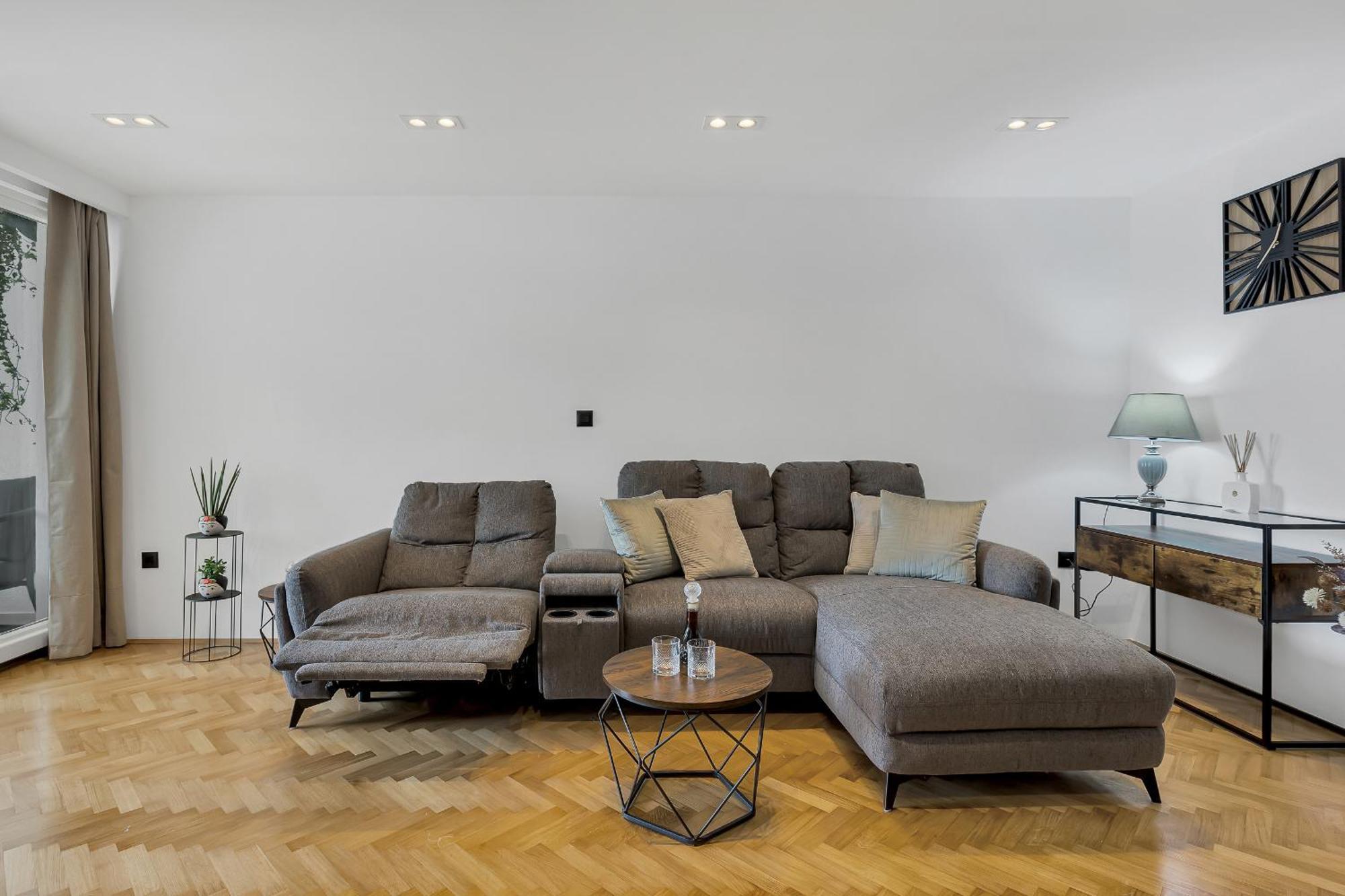 Sanja Center Apartament *